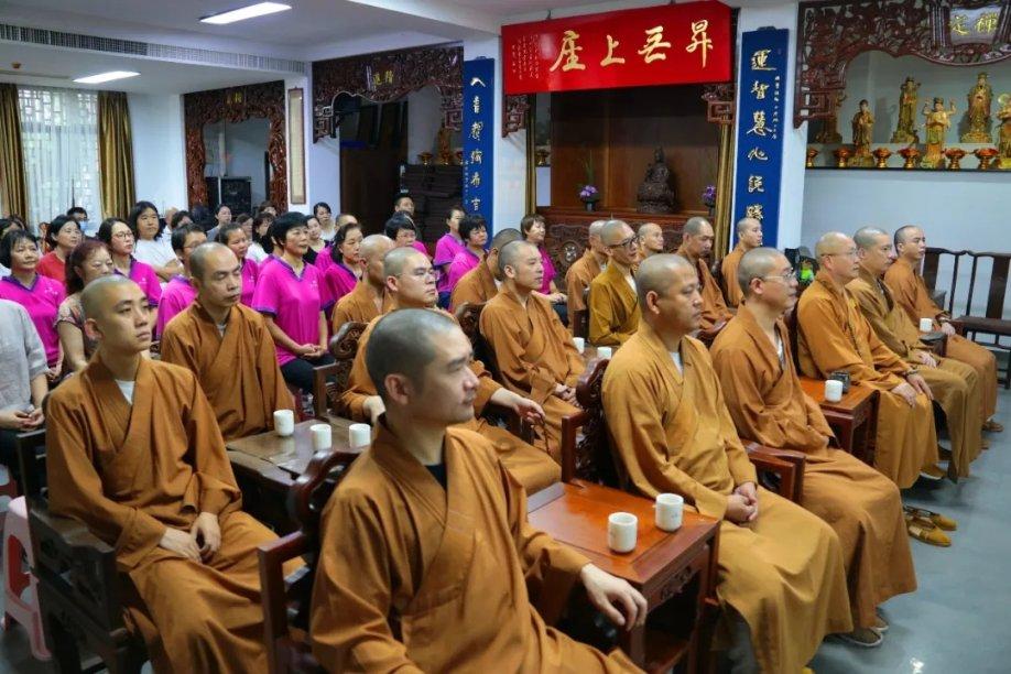 我被男神问候了